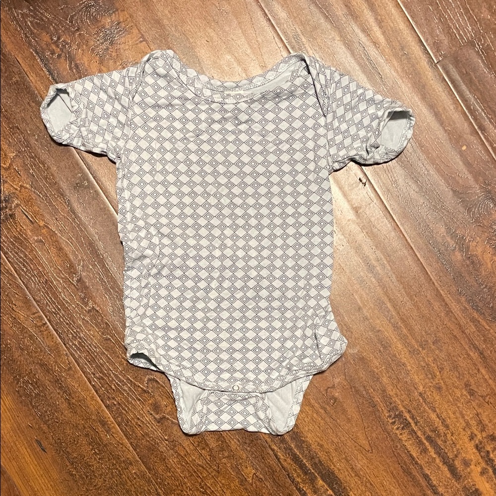Light blue/grey Diamond Pattern Kate Quinn onesie